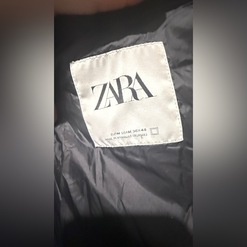 Zara Lightweight Puffer Jacket - Black - Picture 4 of 5
